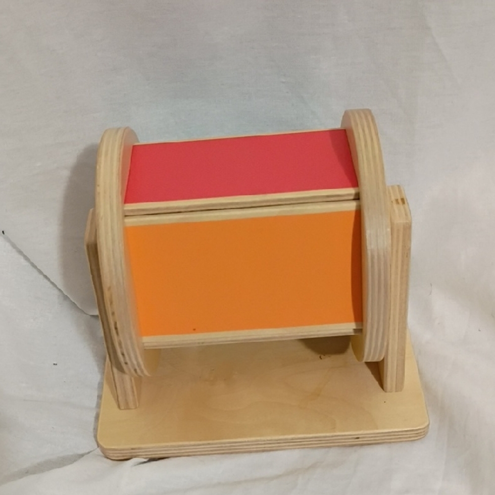 EUC Lovevery Spinning Rainbow toy 5-6 months as part of "The Senser Play Kit"